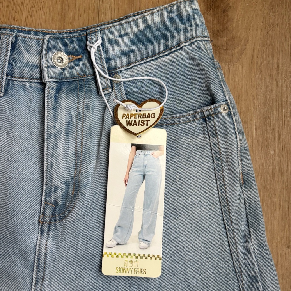 NWT Skinny Fries Super High Rise Wide Leg Jeans Size 3 - Picture 6 of 12